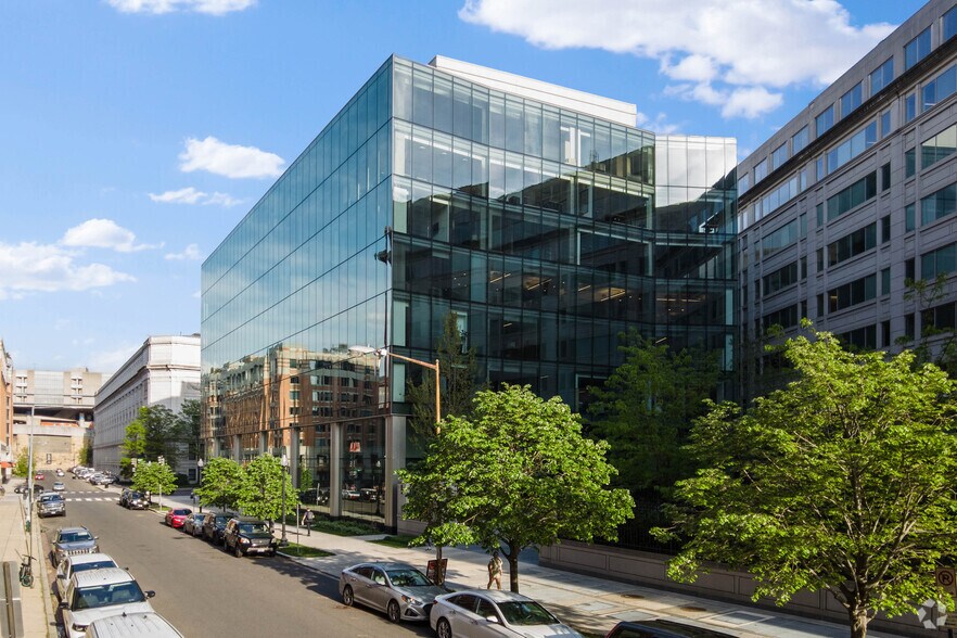 More Photos Of 660 N Capitol St NW, Washington Office For Lease