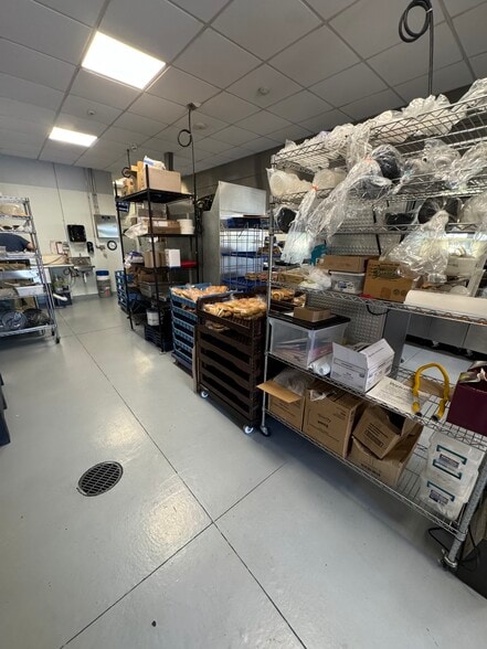 More Photos Of 5095 Day Rd, Lockport General Retail For Sale
