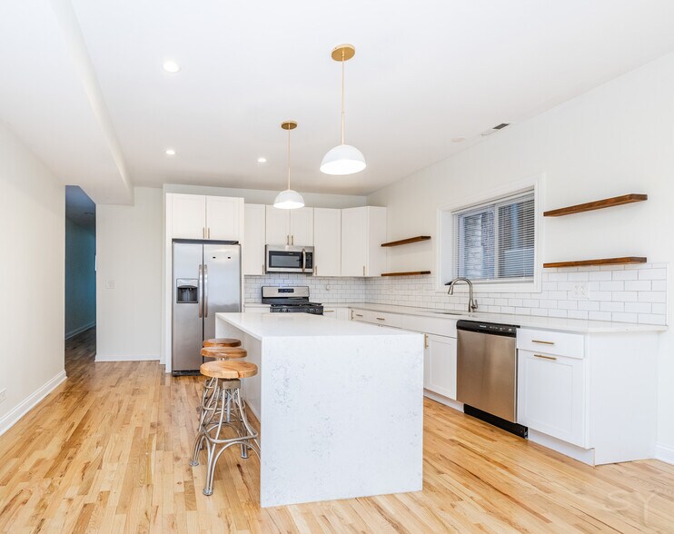 More Photos Of 1439 E 66th Pl, Chicago Apartments For Sale