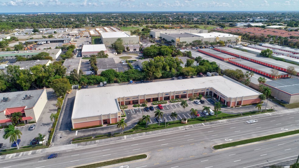 More Photos Of 3300 S Congress Ave, Boynton Beach Showroom For Lease