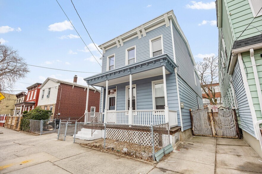 More Photos Of 9412 86th St, Ozone Park Multifamily For Sale