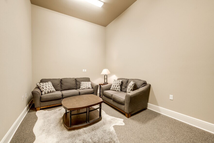 More Photos Of 2410 W Jack Finney Blvd, Greenville Apartments For Sale