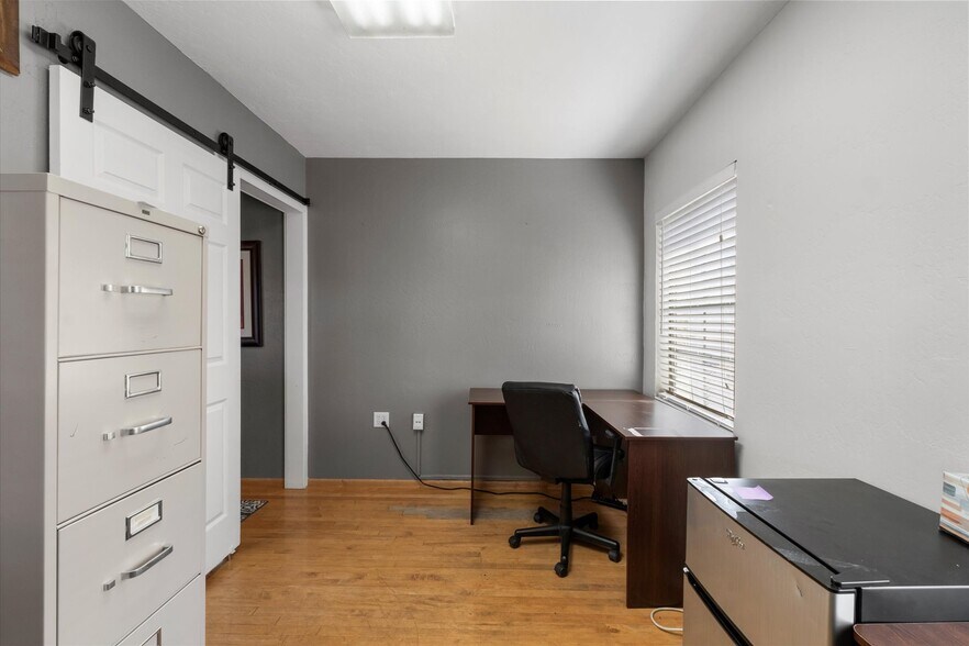 More Photos Of 314 E Thomas Rd, Phoenix Office For Sale