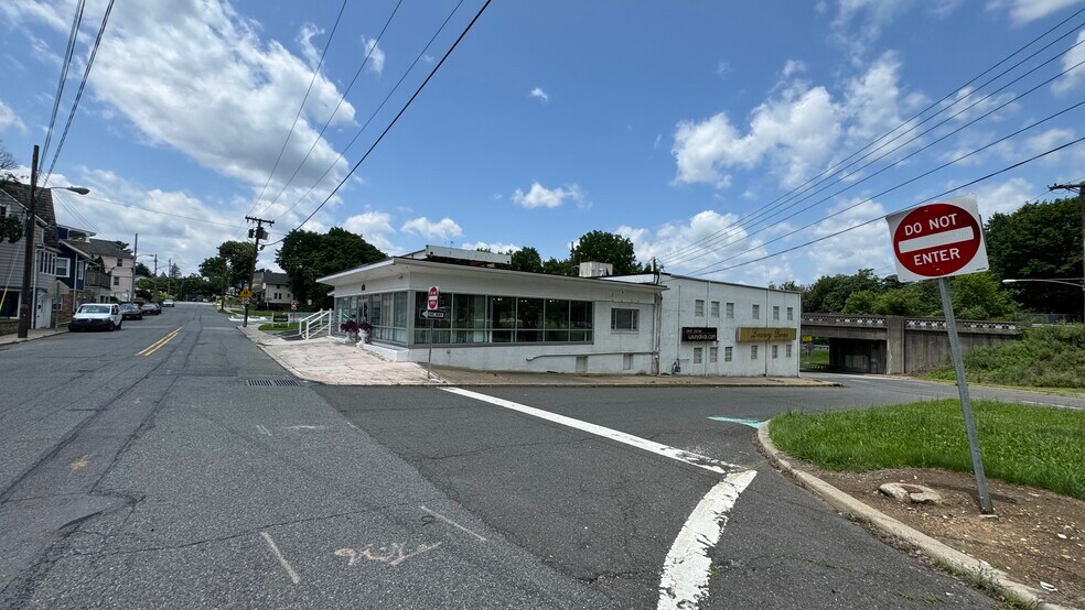 More Photos Of 333 Morris St, Phillipsburg Storefront For Sale