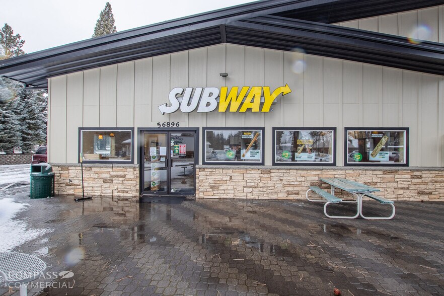 More Photos Of 56896 Venture Ln, Sunriver Storefront For Lease