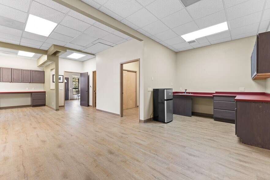 More Photos Of 1436 Professional Dr, Petaluma Medical For Sale