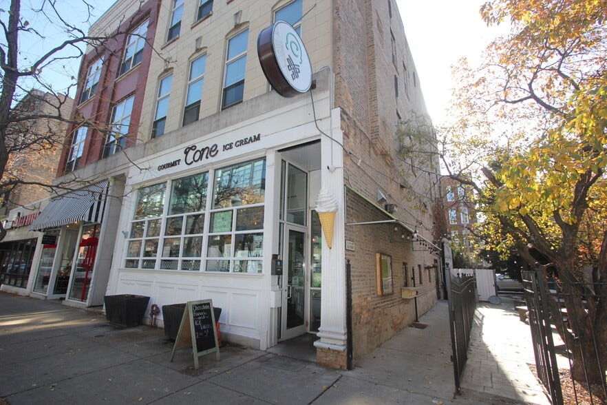 Primary Photo Of 1047 W Madison St, Chicago Apartments For Lease