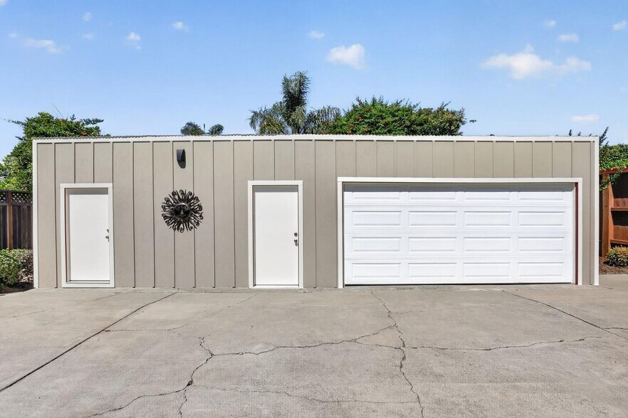 More Photos Of 20847 Chester St, Castro Valley Multifamily For Sale