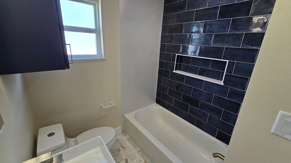More Photos Of , Houston Multifamily For Sale