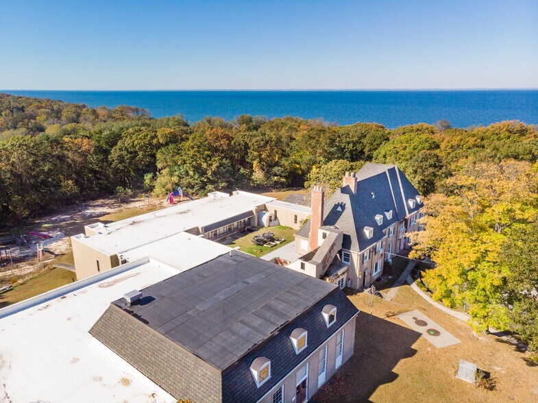 Primary Photo Of 18 Tower Hill Rd, Shoreham Schools For Sale