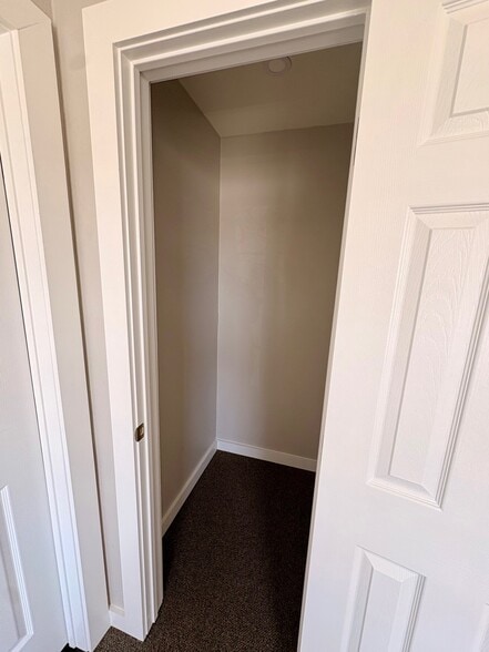 More Photos Of 2600 W Kansas Ave, Midland Office For Lease