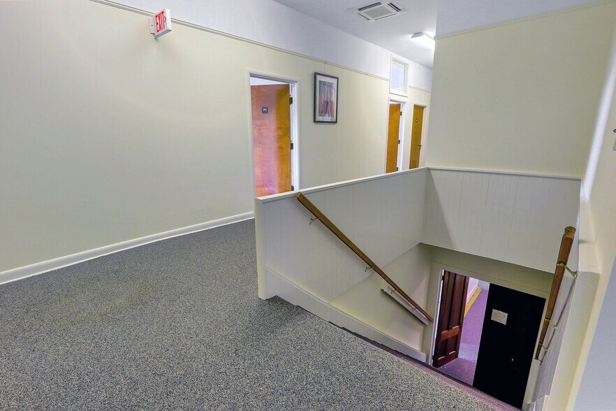 More Photos Of 59 N Main St, Liberty Loft Creative Space For Sale