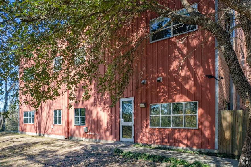 More Photos Of 2101 S Loop 336 W, Conroe Office For Sale