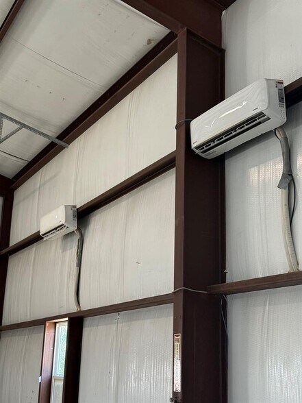 More Photos Of 30307 Ranch Road 12, Dripping Springs Warehouse For Lease