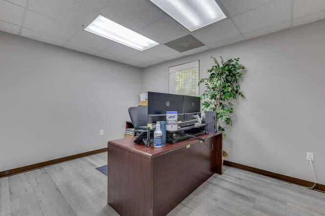 More Photos Of 2045 Corporate Dr S, Wilmington Warehouse For Lease