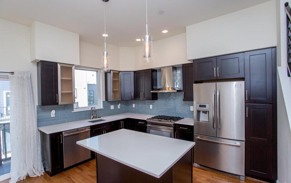 More Photos Of 1860 Frankford Ave, Philadelphia Storefront Retail Residential For Sale