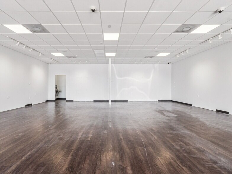 More Photos Of 949-999 W State Road 434, Longwood General Retail For Lease