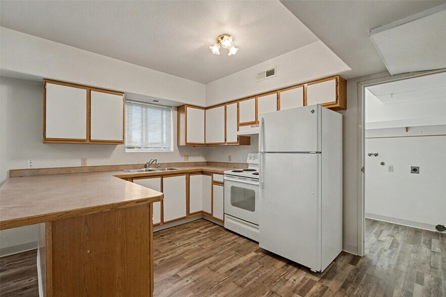 More Photos Of 305 46th St N, Great Falls Apartments For Sale