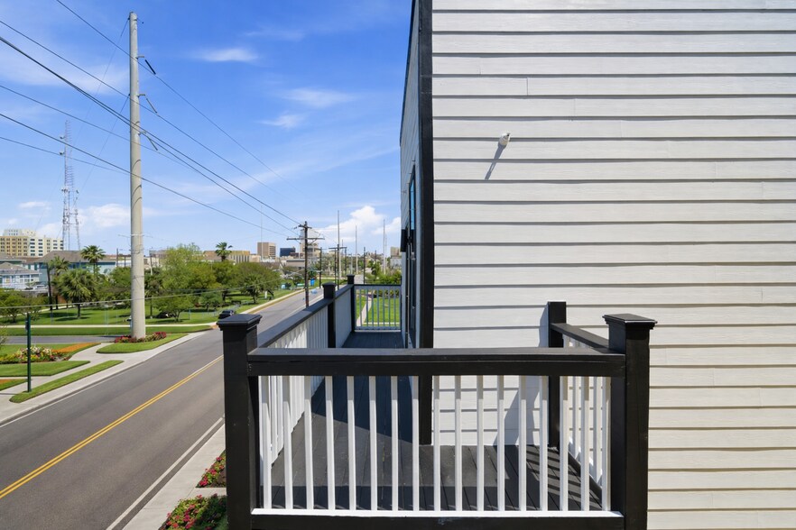 More Photos Of 2805 Church st, Galveston Apartments For Sale