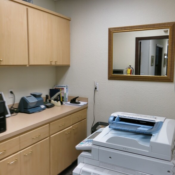 More Photos Of 105 E Church St, Deland Medical For Lease