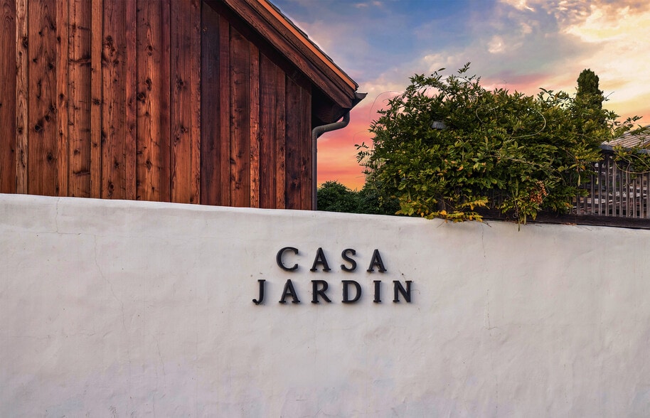 More Photos Of 1018 Garden St, Santa Barbara Hotel For Sale