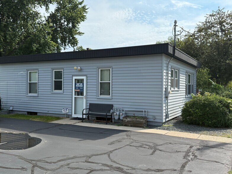 More Photos Of 609 E Madison Ave, Des Moines Office For Lease