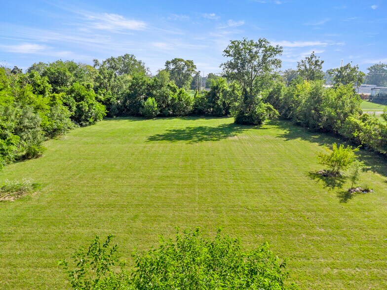 More Photos Of 500-554 S Fordson St, Detroit Land For Sale