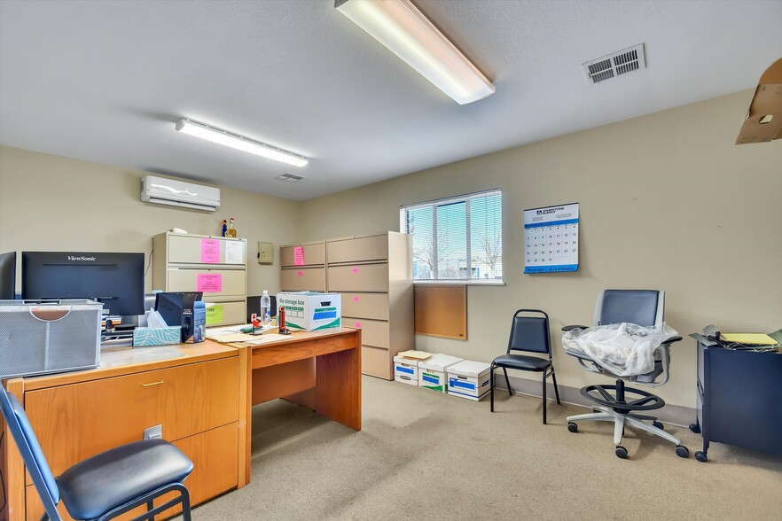 More Photos Of 4995 Monaco St, Commerce City Manufacturing For Sale