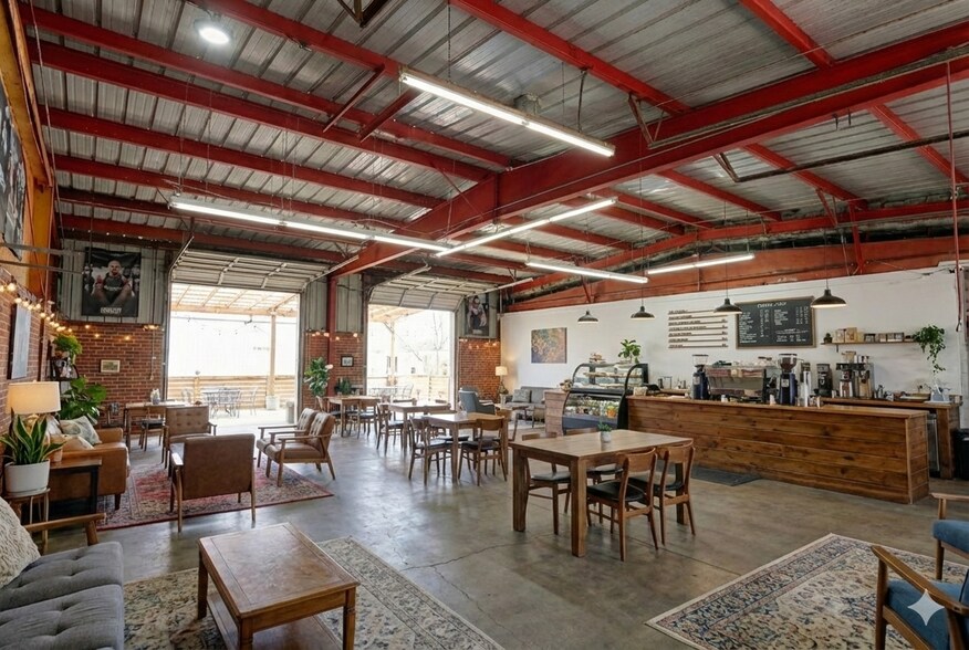 More Photos Of 500 W 2nd St, Taylor Freestanding For Sale