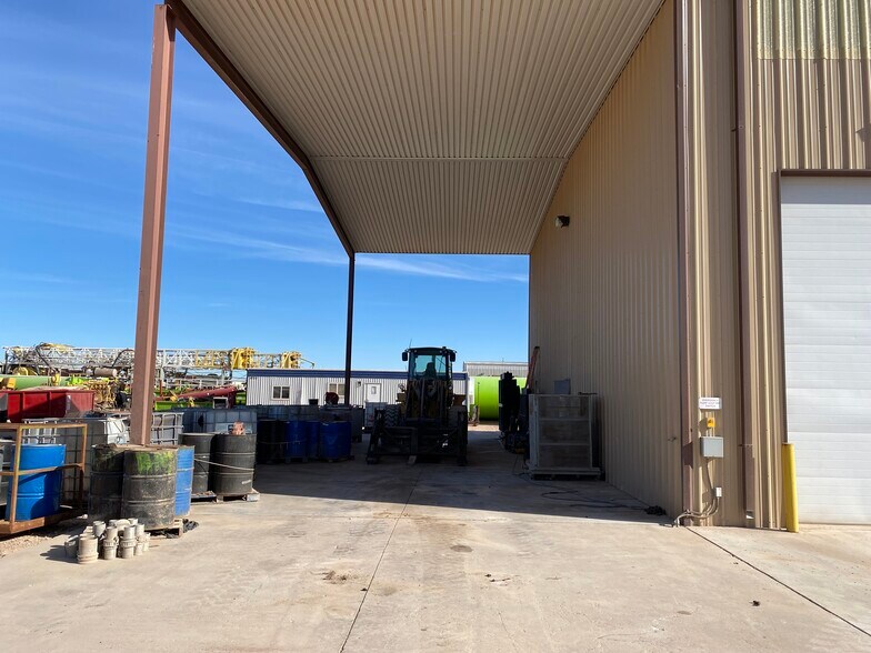 More Photos Of 13216 Hwy. 191, Midland Warehouse For Lease