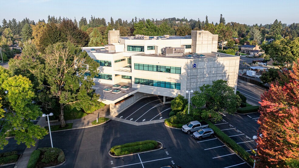 Primary Photo Of 497 Oakway Rd, Eugene Office For Lease