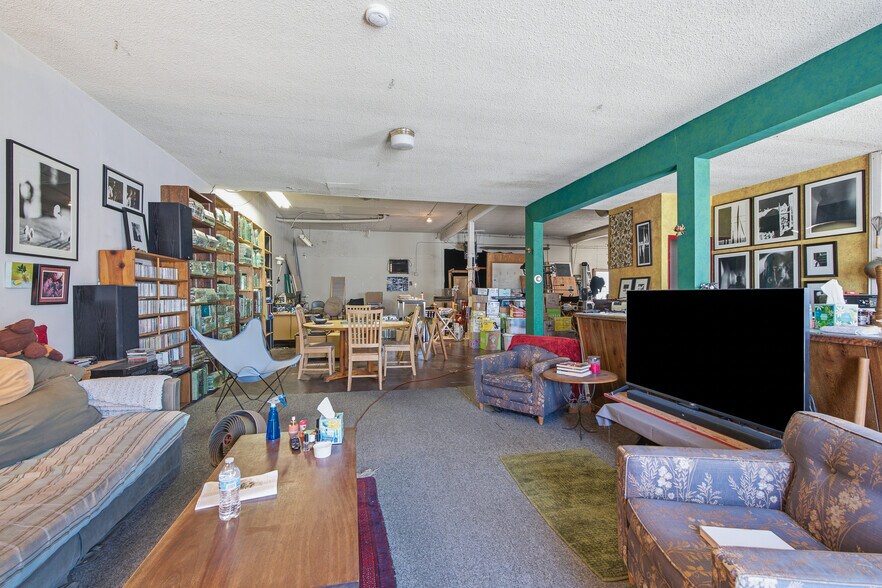 More Photos Of 5390-5396 Alhambra Ave, Los Angeles Light Manufacturing For Sale