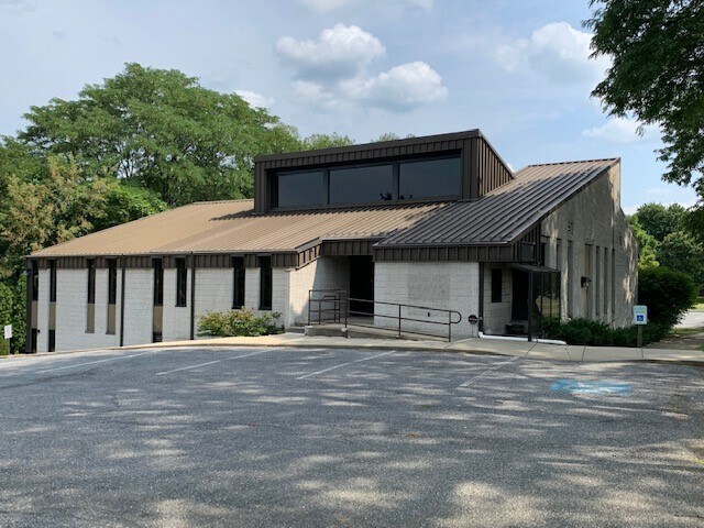 More Photos Of 2201-2211 Mack Blvd, Allentown Office For Sale