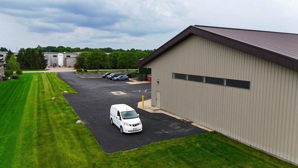 More Photos Of 8425 Rausch Dr, Plain City Warehouse For Sale