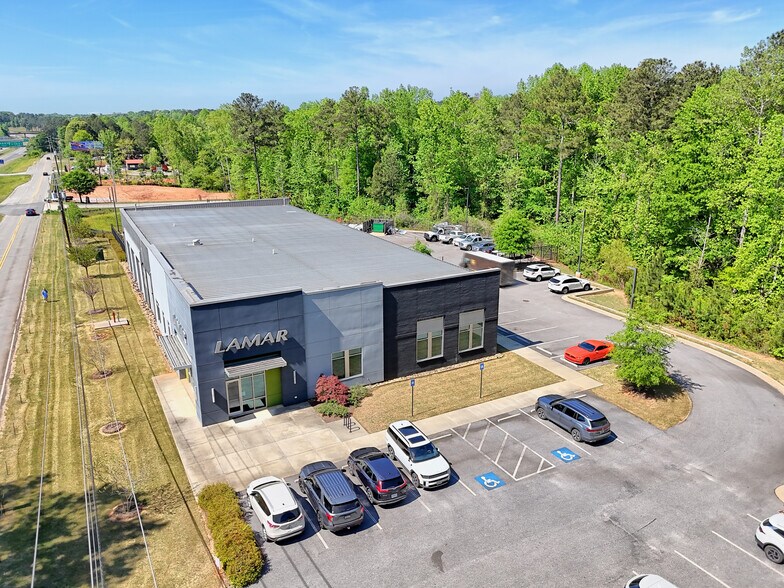 More Photos Of 241 Collins Industrial Blvd, Athens Light Distribution For Sale