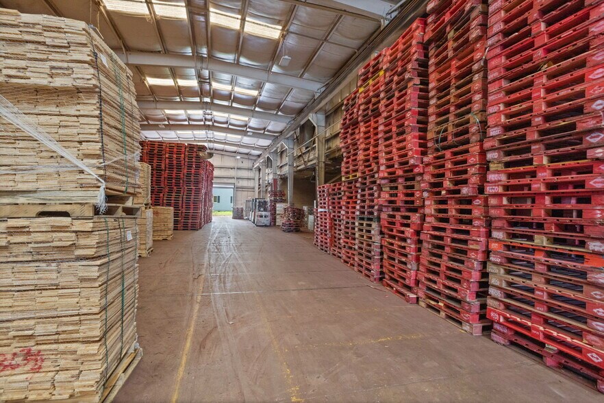 More Photos Of 1705 - 1709 Old Georgia Hwy, Gaffney Warehouse For Lease