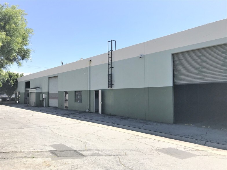 More Photos Of 11746 Clark St, Arcadia Distribution For Lease