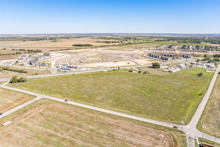 More Photos Of 2100 San Antonio Street, Lockhart Land For Sale