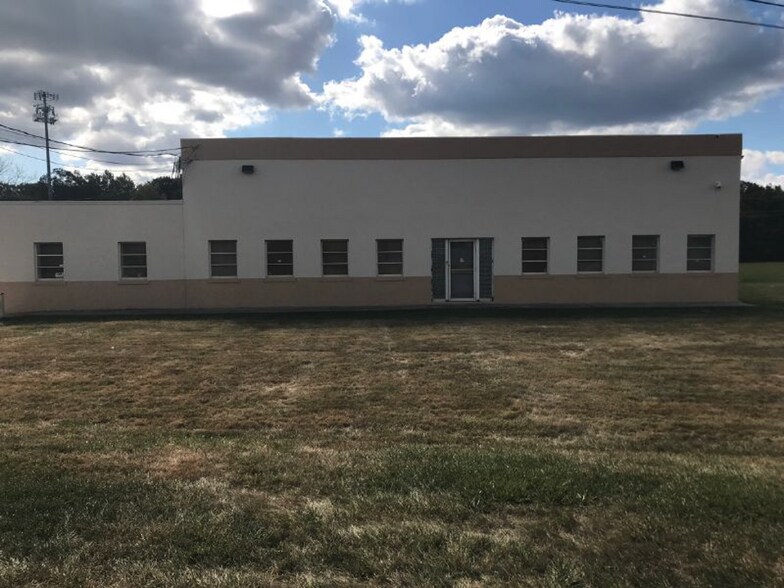 Primary Photo Of 667 State Route 33, Millstone Township Warehouse For Lease