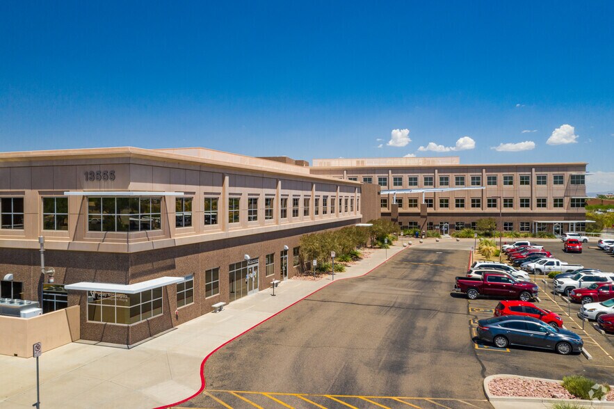 More Photos Of 13555 W McDowell Rd, Goodyear Medical For Lease