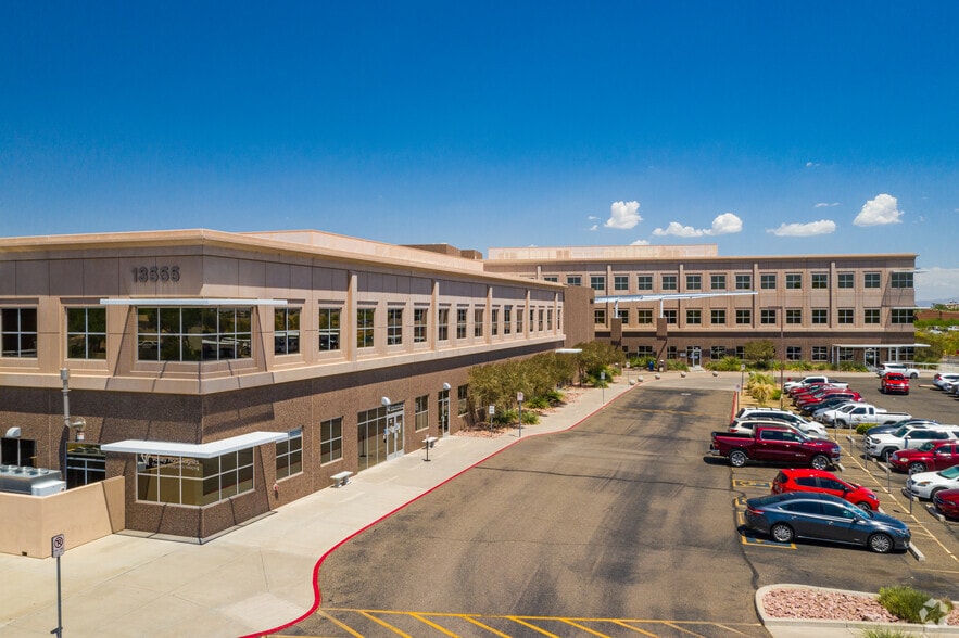 More Photos Of 13555 W McDowell Rd, Goodyear Medical For Lease