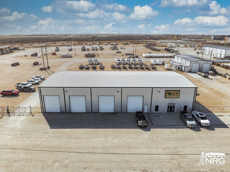 More Photos Of 2150 Dixie Blvd, Odessa Distribution For Sale