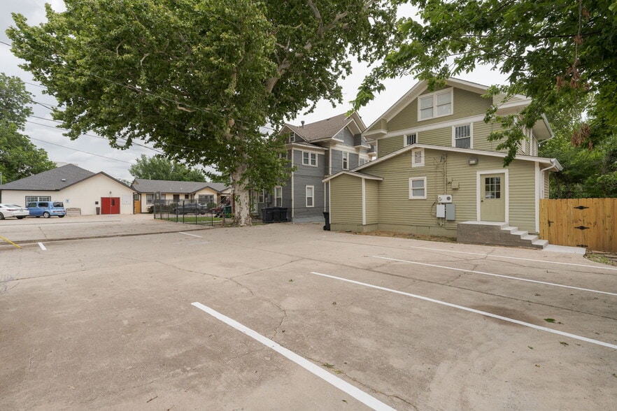 More Photos Of 1605 N Classen Dr, Oklahoma City Office Residential For Sale