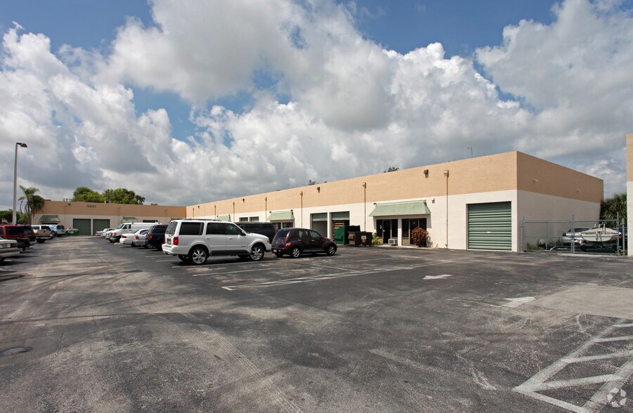 More Photos Of 5431 NW 15th St, Margate Service For Lease