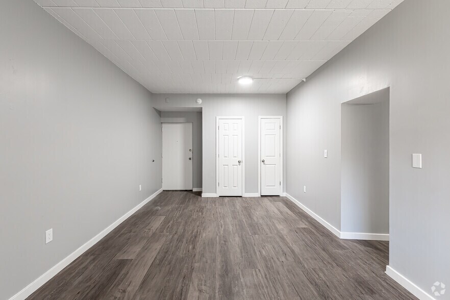 More Photos Of 59 Sumner St, Hartford Apartments For Sale