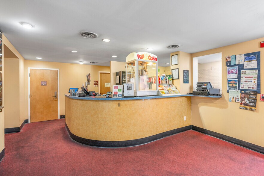 More Photos Of 12 N Augusta St, Staunton Movie Theatre For Sale