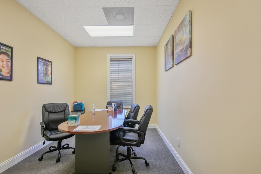 More Photos Of 2915 Raeford Rd, Fayetteville Medical For Lease