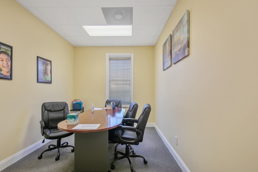 More Photos Of 2915 Raeford Rd, Fayetteville Medical For Lease