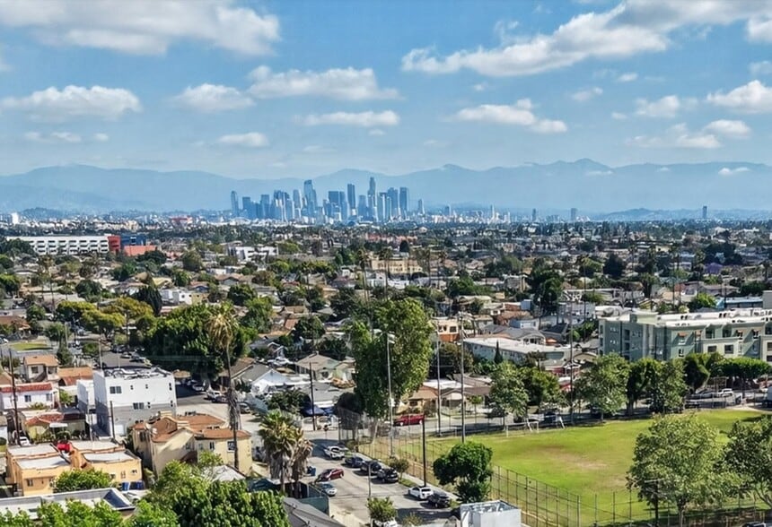 More Photos Of 7101 Menlo Ave, Los Angeles Religious Facility For Sale