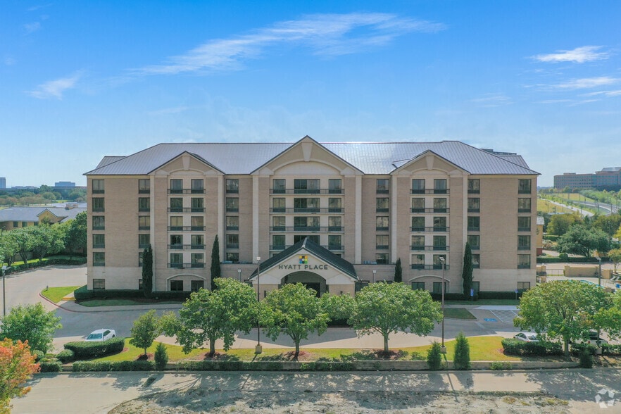 More Photos Of 5455 Green Park Dr, Irving Hotel For Sale